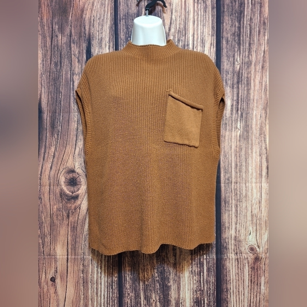 Womems Brown Sweater Vest Size Medium!